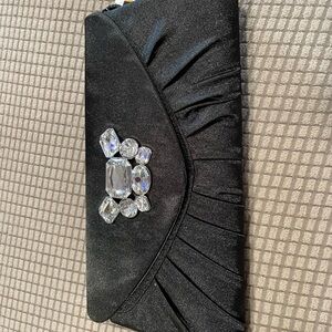 Elegant Black Clutch with Crystal Embellishments